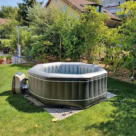 Pour Un Couple, Jardin